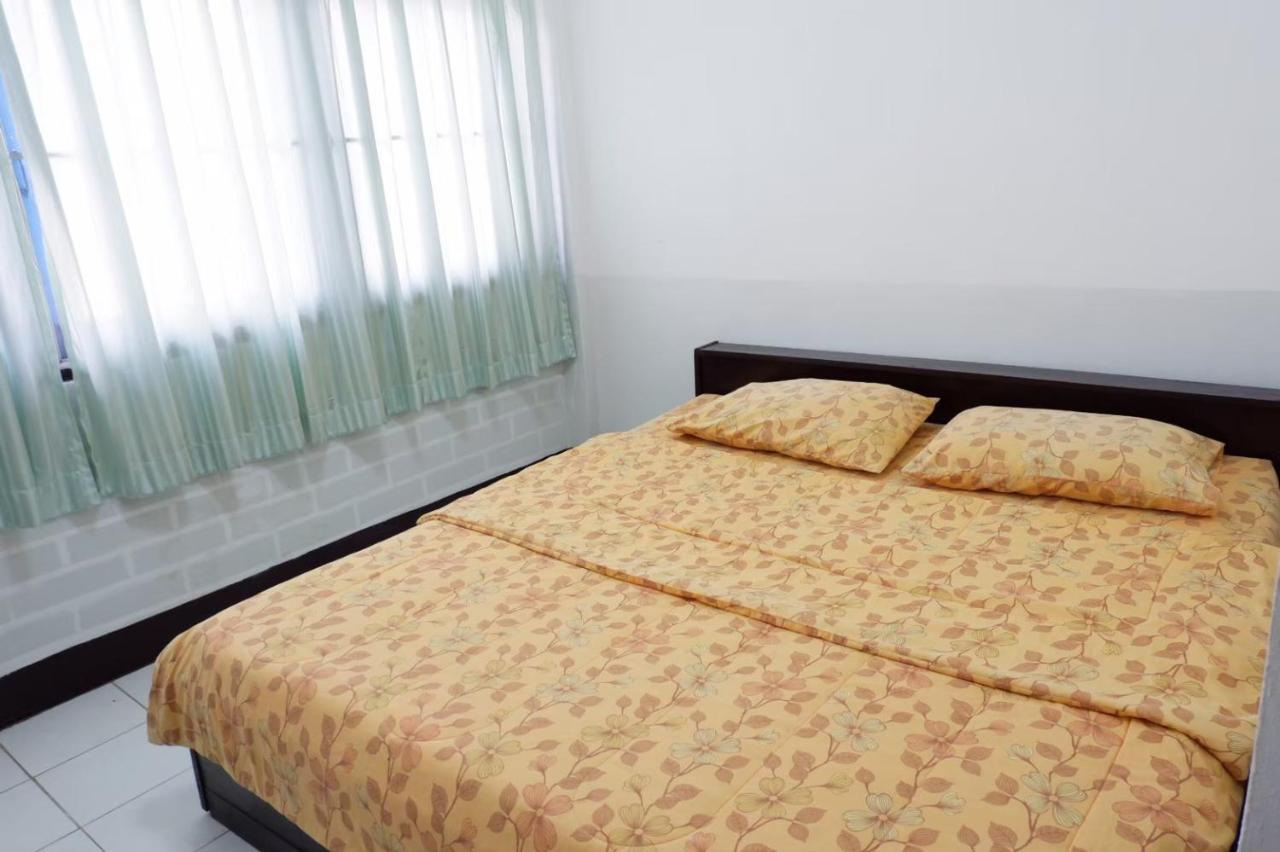 Chokchai Hotel Ban Huai Maenam Noi Esterno foto