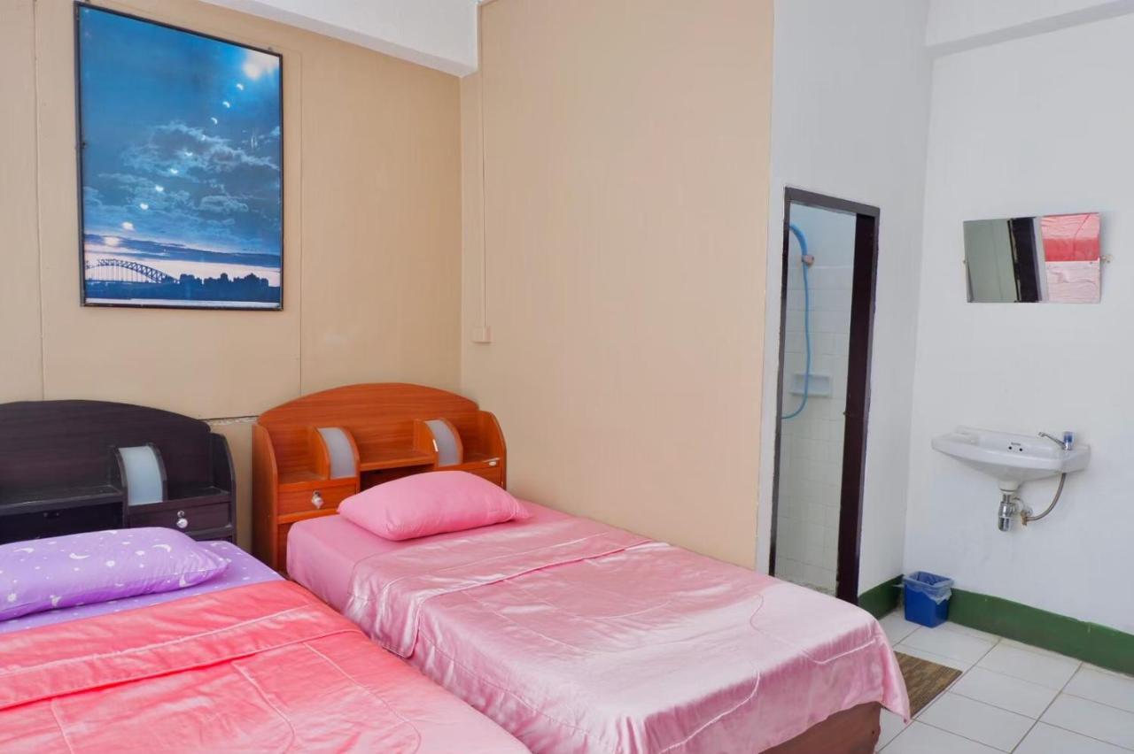 Chokchai Hotel Ban Huai Maenam Noi Esterno foto