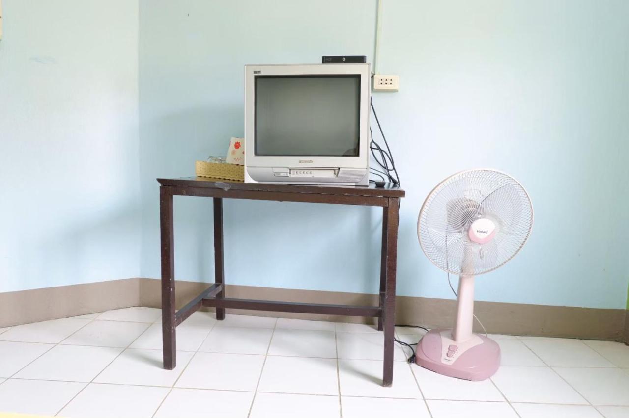 Chokchai Hotel Ban Huai Maenam Noi Esterno foto