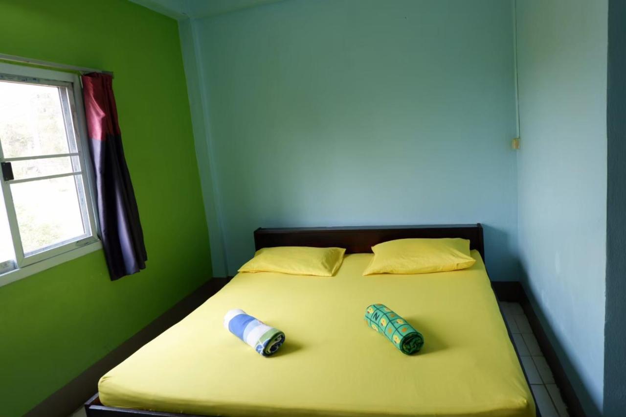 Chokchai Hotel Ban Huai Maenam Noi Esterno foto