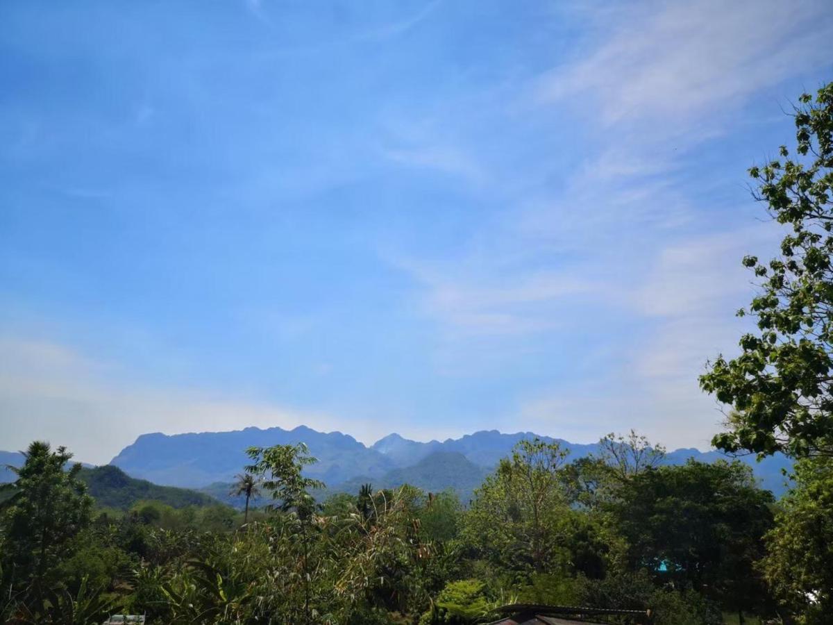 Chokchai Hotel Ban Huai Maenam Noi Esterno foto