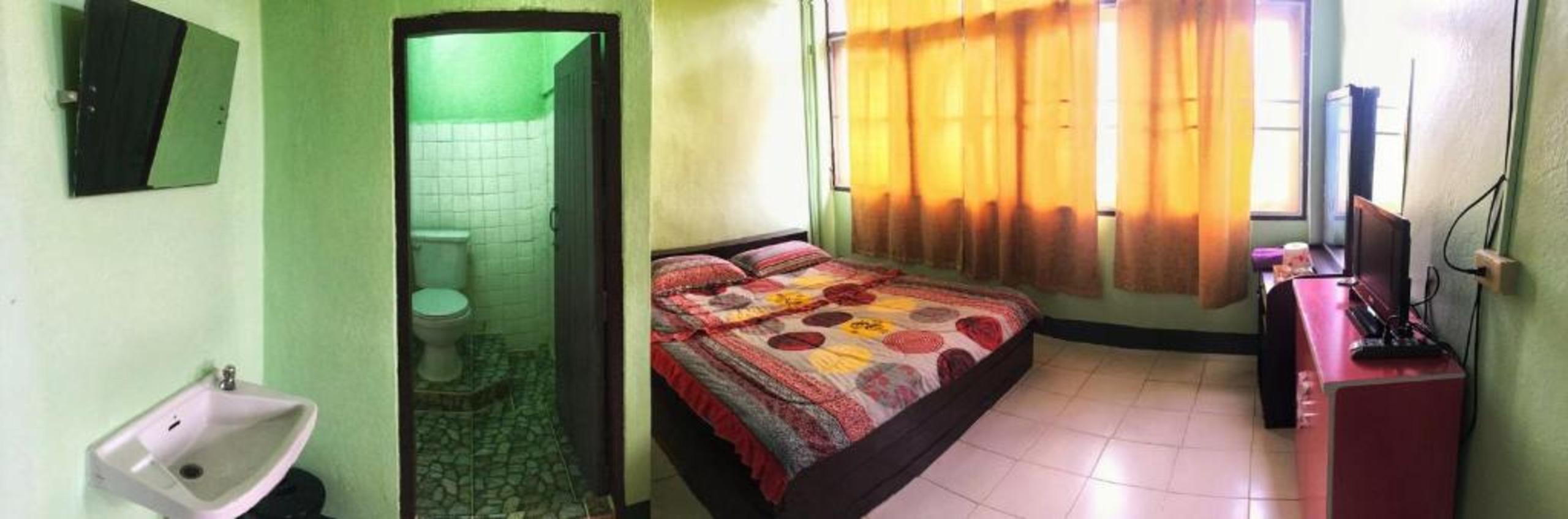 Chokchai Hotel Ban Huai Maenam Noi Esterno foto