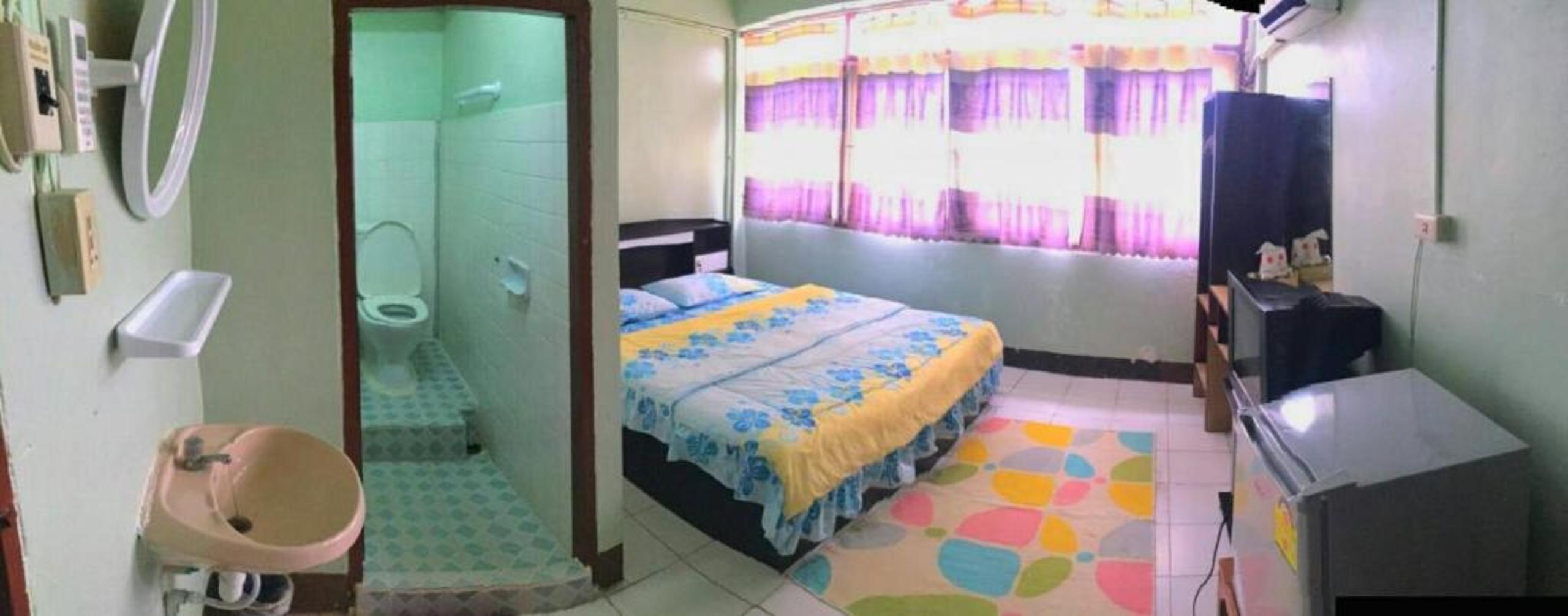 Chokchai Hotel Ban Huai Maenam Noi Esterno foto