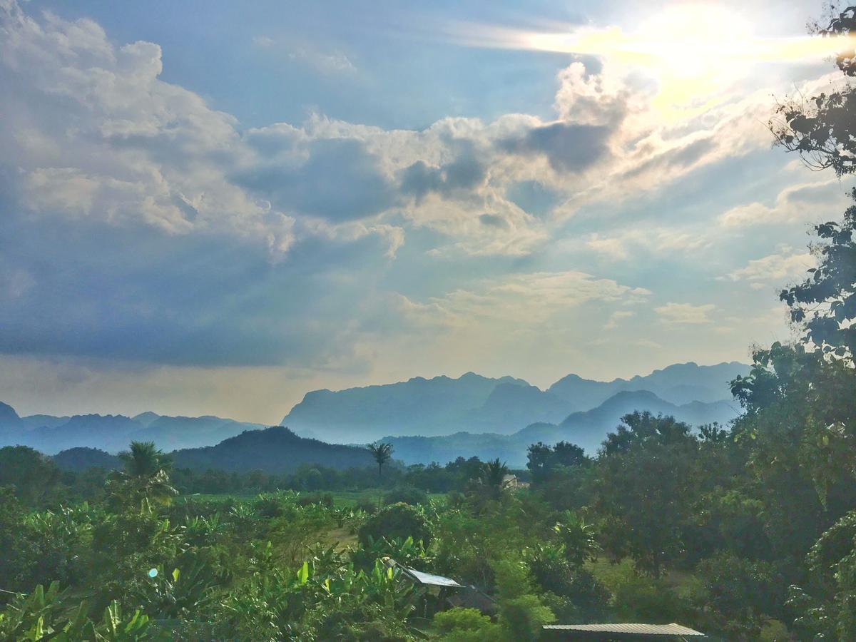 Chokchai Hotel Ban Huai Maenam Noi Esterno foto